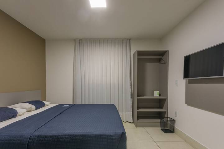 Room 9 of 47
