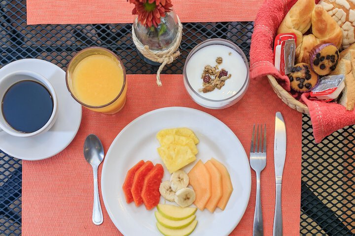 Breakfast meal