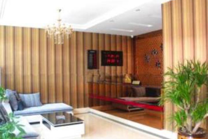 Haoyue Business Hotel