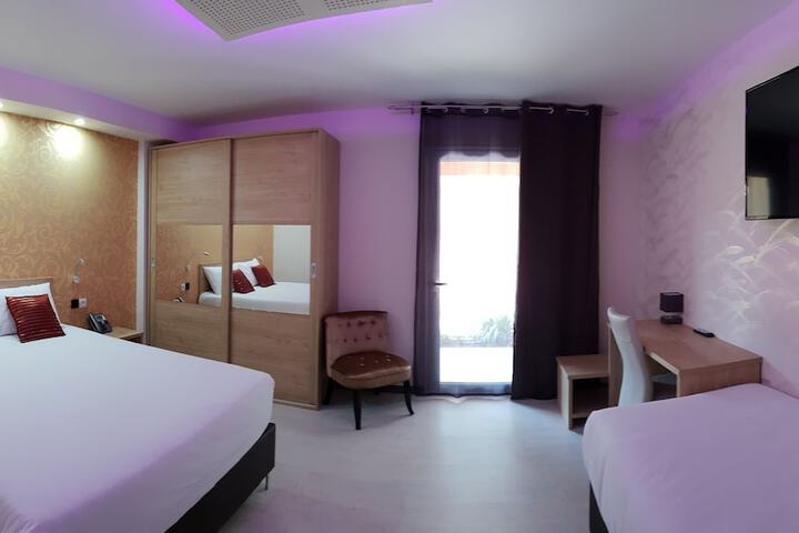 Room 5 of 51