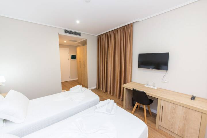 Room 19 of 61