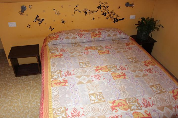 Room 20 of 39