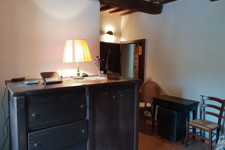 Room 9 of 67
