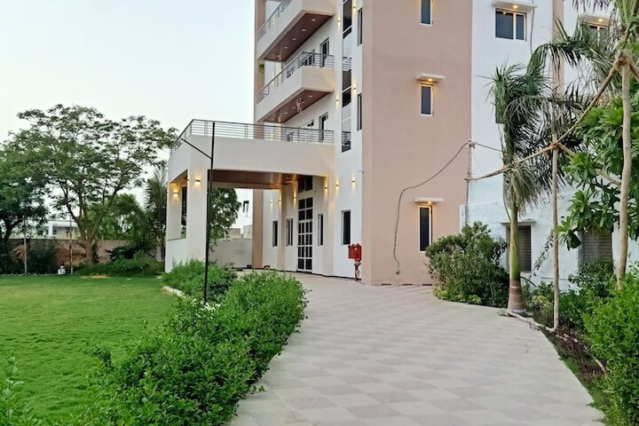 Sun Stone Hotel & Club - Jawai