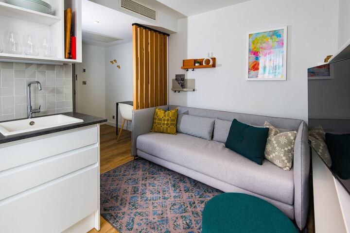 Room 15 of 62