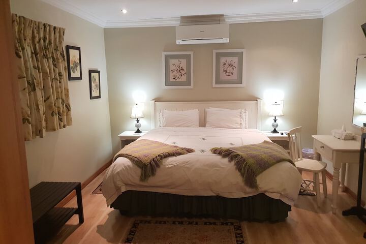Room 4 of 19