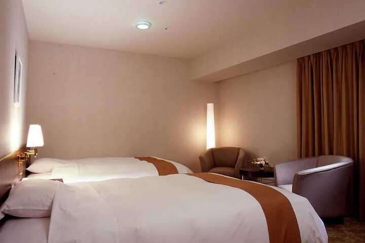 Room 9 of 58