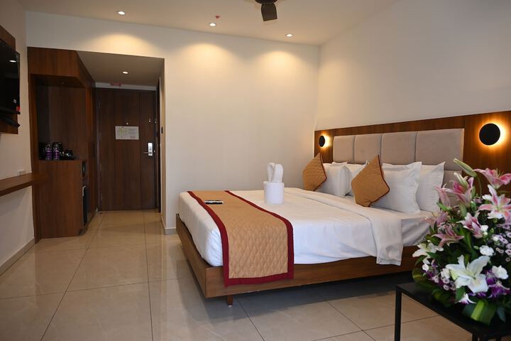 Room 43 of 68