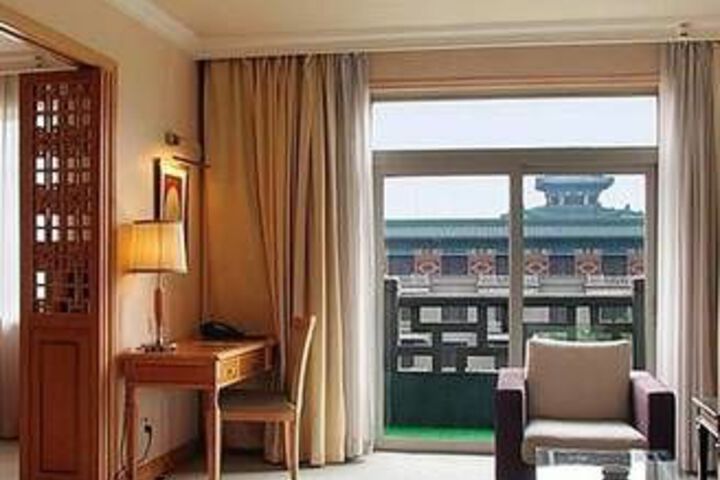 Room 60 of 143