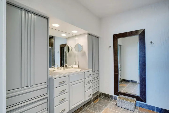 Image of New Listing! All-suite Hilltop W / Pool Spa 2 Bedroom Home