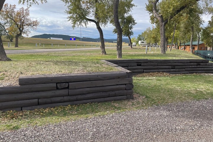 Property Grounds 145 of 172