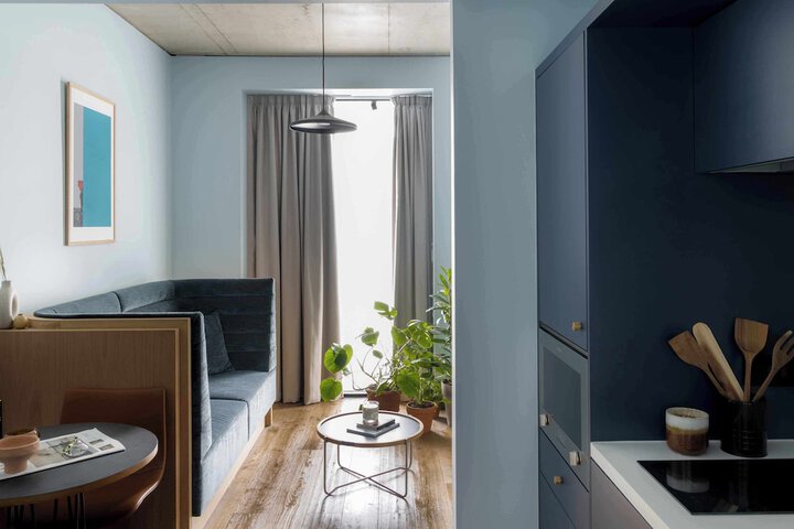 Room 13 of 71