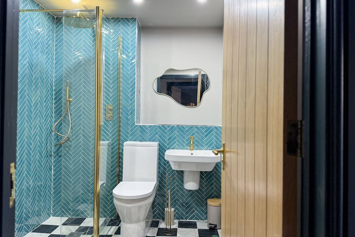 Room 60 of 75