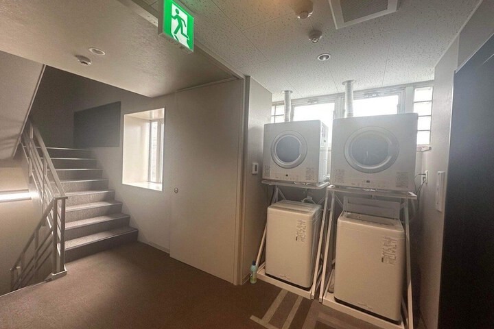 Laundry 7 of 15