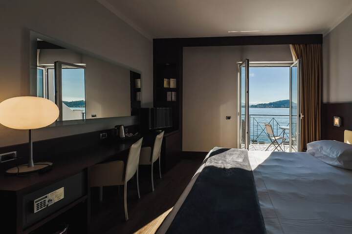 Room 21 of 66