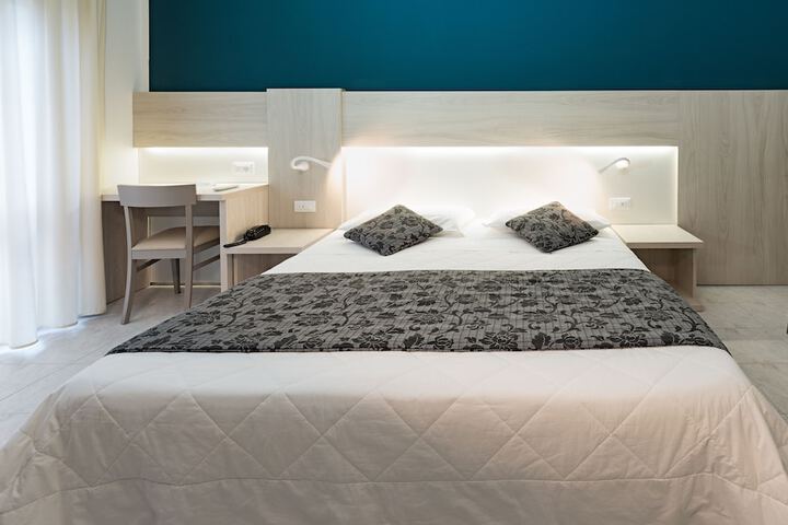 Room 4 of 56