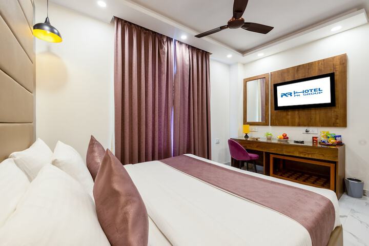 Room 18 of 24