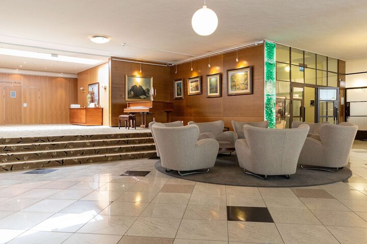 Lobby Entry