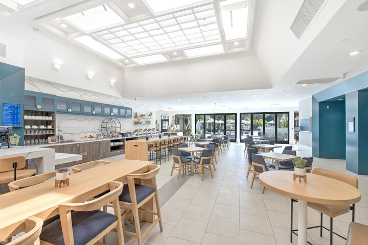 Breakfast area