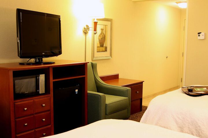2 Queen Beds Mobility Hearing Accessible Roll in Shower (1 of 9)