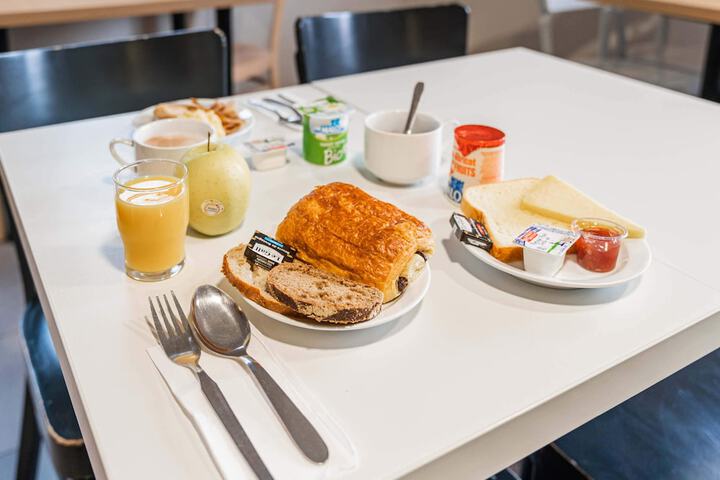 Breakfast meal