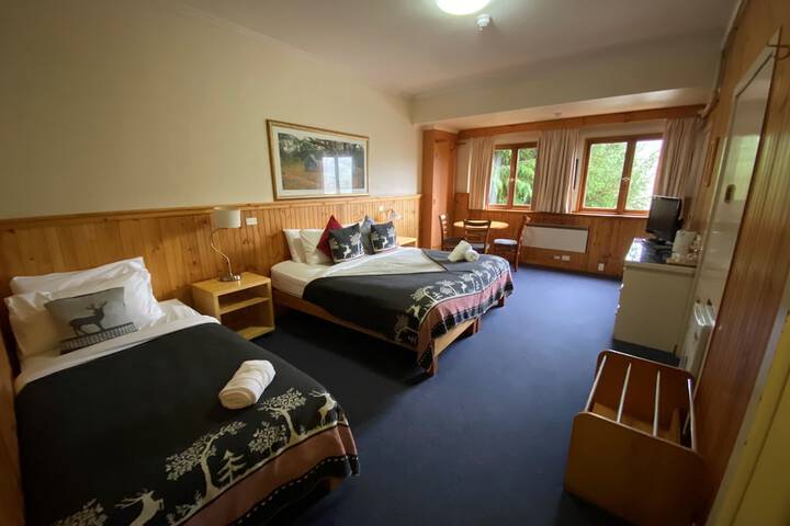 Room 6 of 41