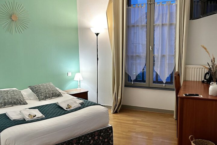 Room 9 of 53