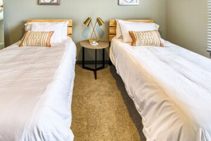 Room 213 of 283