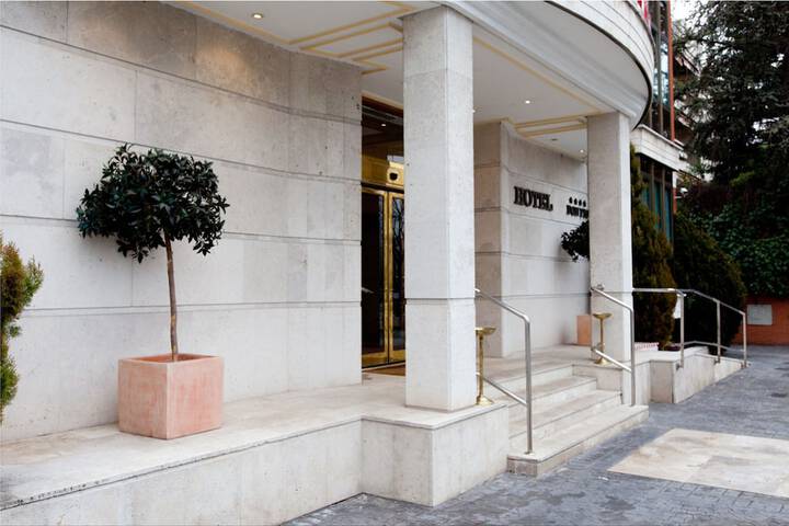 Hotel 40 of 41