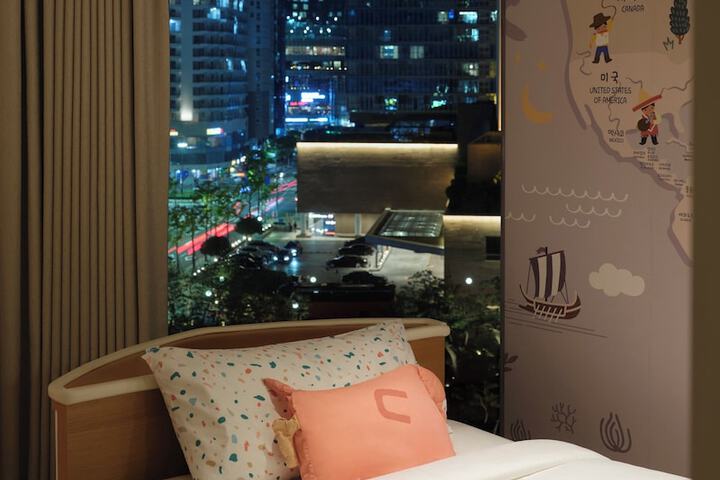 Room 55 of 86