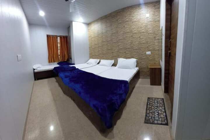 Hotel Shiv Ganga