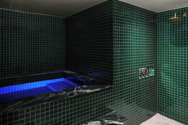 Spa 40 of 75