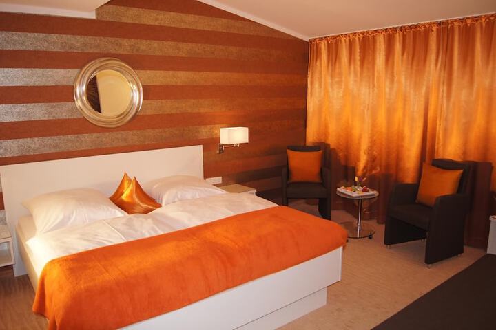 Room 13 of 45
