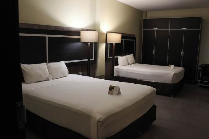 Room 30 of 63