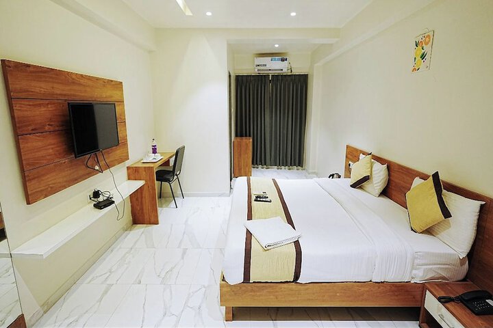 Room 9 of 43