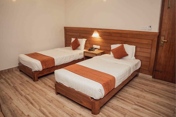 Room 10 of 56