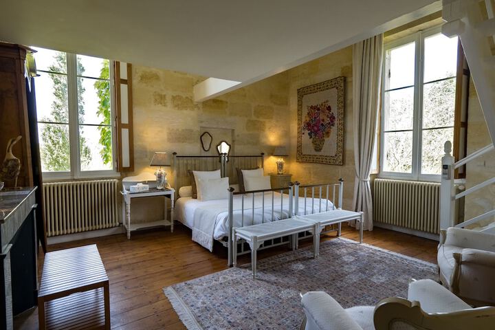 Room 8 of 53