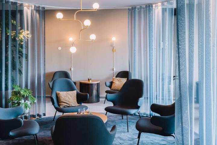Hotel Lobby