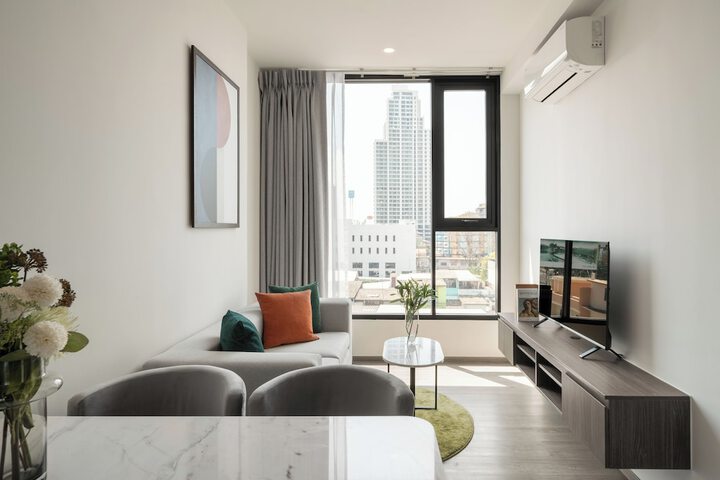 Room 14 of 24