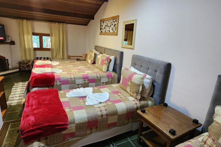 Room 4 of 52