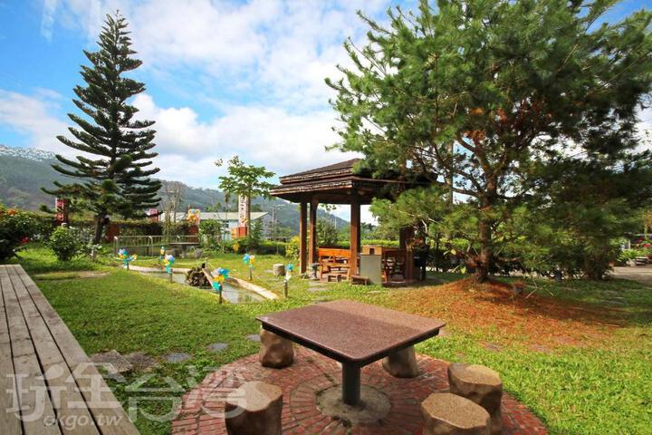 Huashan Heyuan Homestay