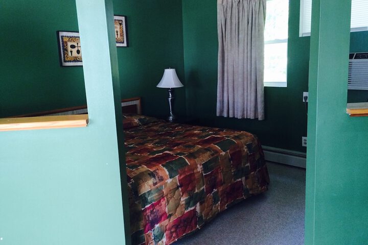 Room 6 of 26