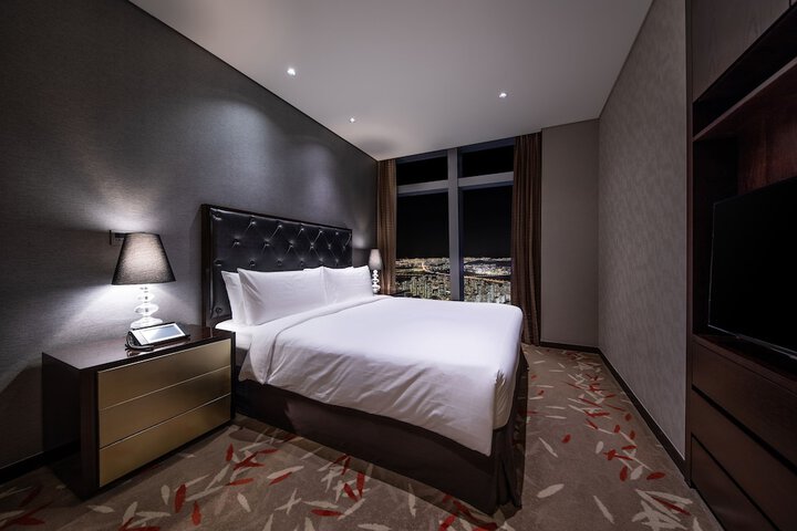Room 4 of 71