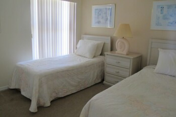 Room 8 of 26