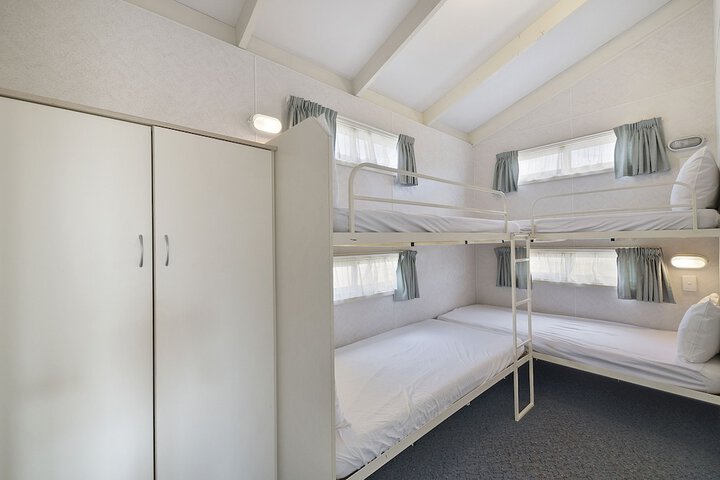 Room 10 of 60
