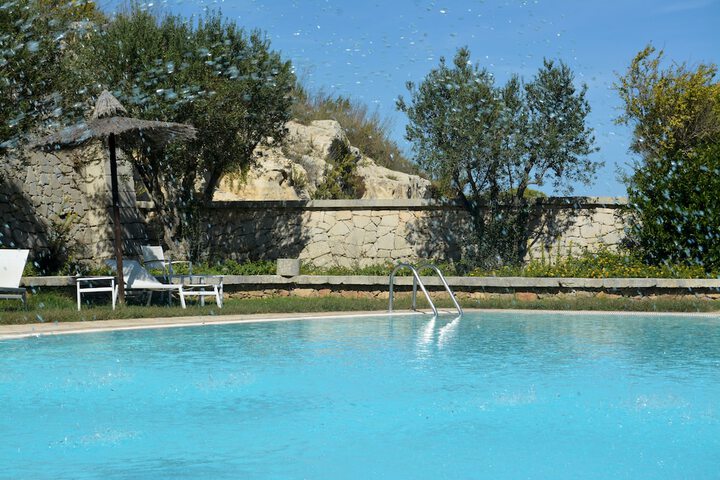 Hotel Pool