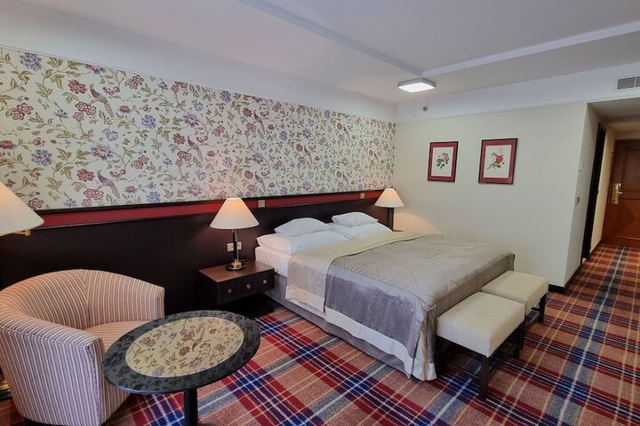 Room 60 of 124