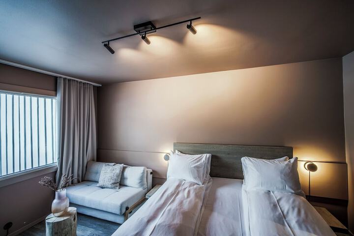 Room 13 of 54