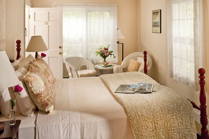 Room 2 of 39