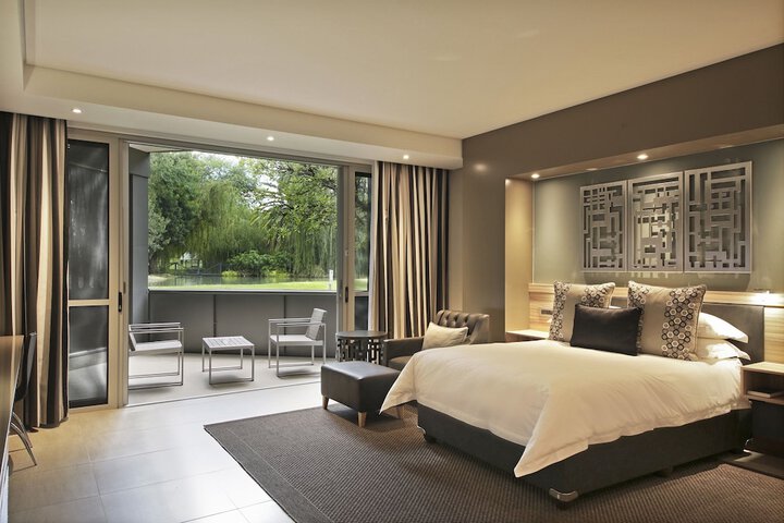 Room 4 of 35